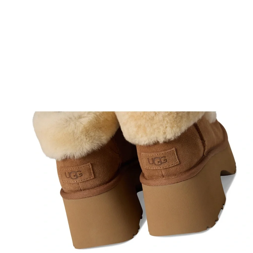 UGG Esmee Lace Up - Picture 6 of 15